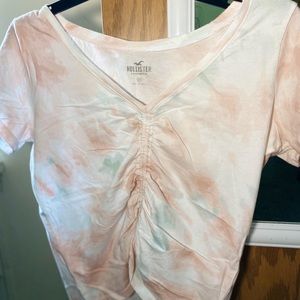 Selling a cute Hollister cropped shirt!